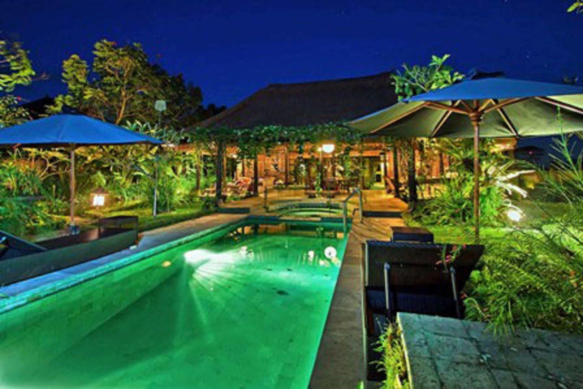 Hotel Puri Lotus Ubud Exteriér fotografie