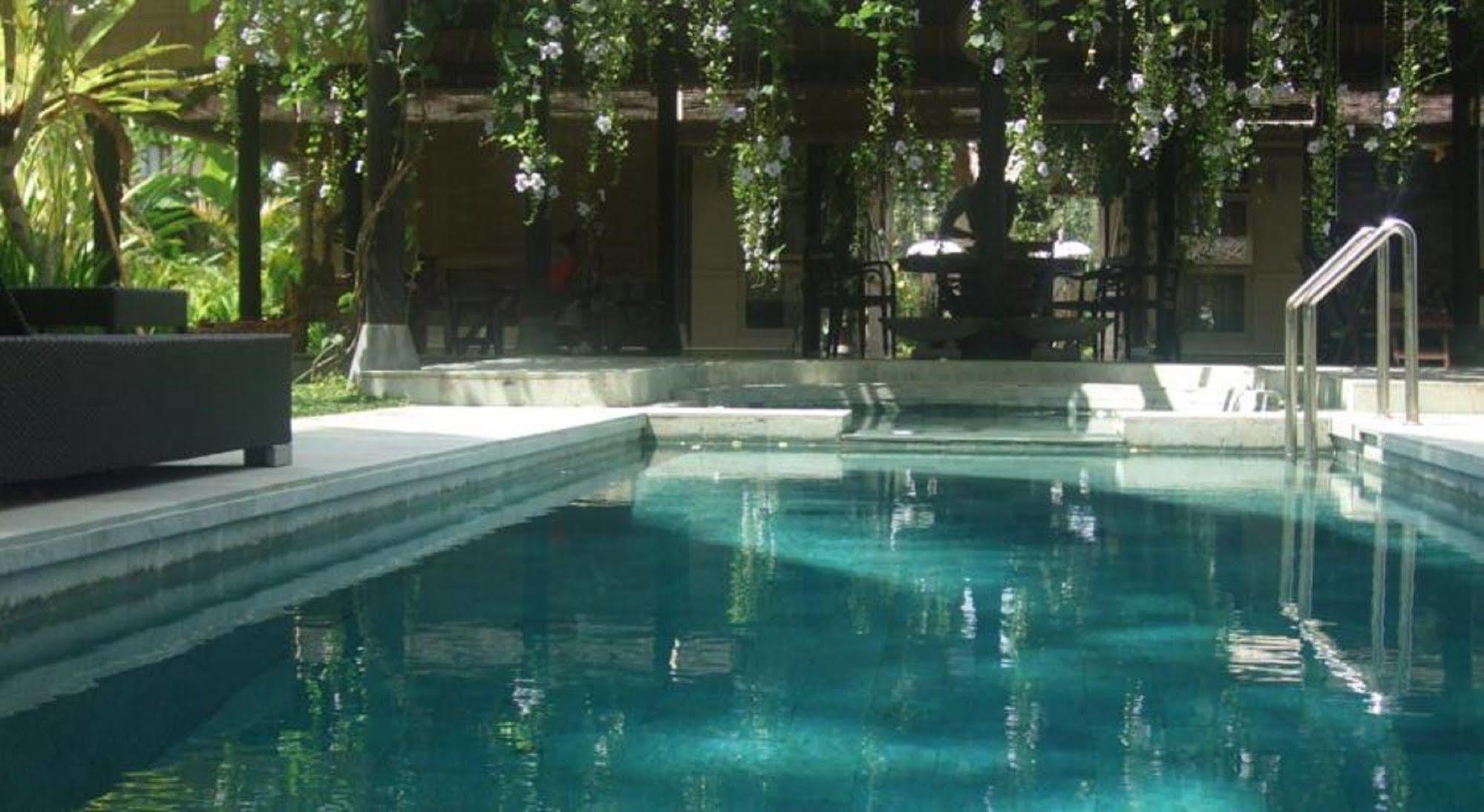 Hotel Puri Lotus Ubud Exteriér fotografie